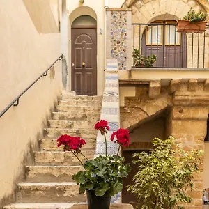 Antico Portale Trapani